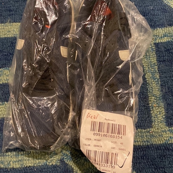 J Crew x Veja™ Condor 2 Sneakers MC887 - Picture 4 of 4